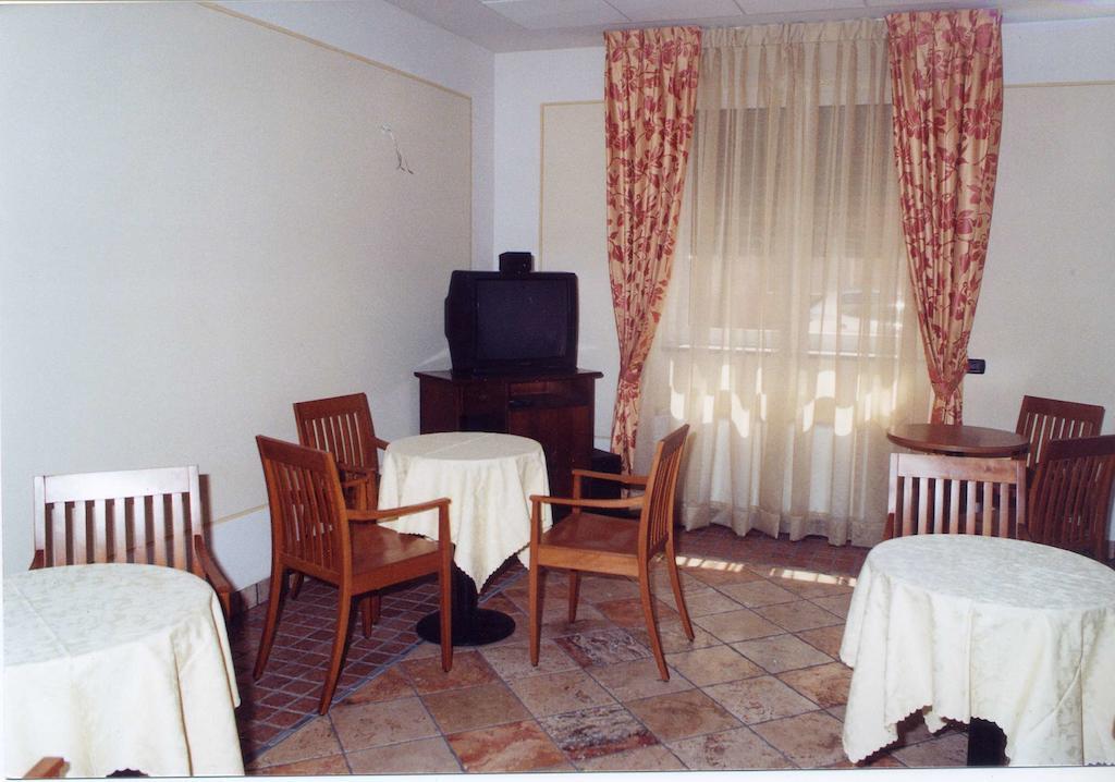 Cislago Locanda Sant'Ambrogio المظهر الخارجي الصورة